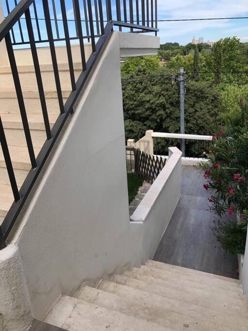 Ferienwohnung Duplex Face Au Palais Des Papes Villeneuve-lès-Avignon Exterior foto